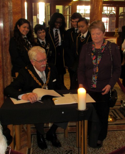 HMD 2012 207.jpg